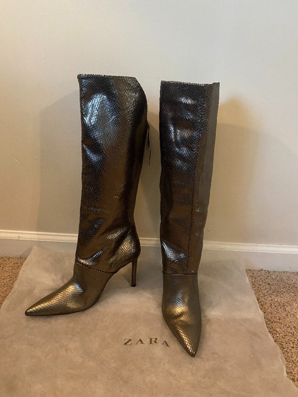 NEW ZARA BLUE LABEL KNEE HIGH LEATHER BOOTS SIZE 39